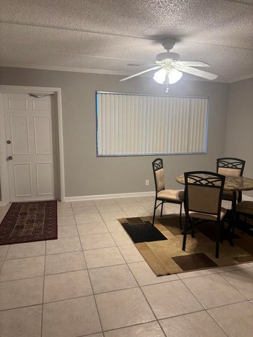 400 Village Green Circle W 202, Palm Springs, FL 33461