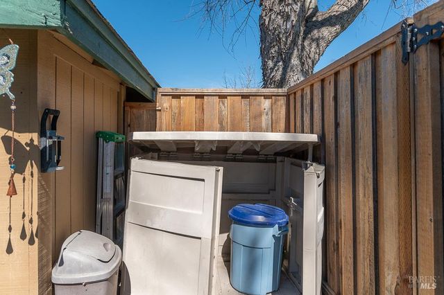 8383 Lasalle Ave, Cotati, CA 94931