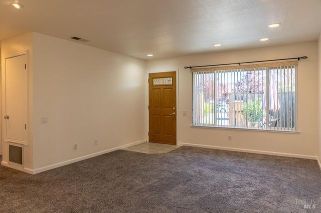 8383 Lasalle Ave, Cotati, CA 94931