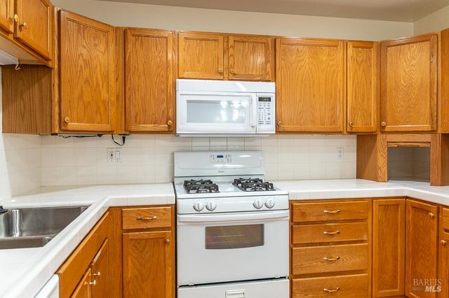 8383 Lasalle Ave, Cotati, CA 94931