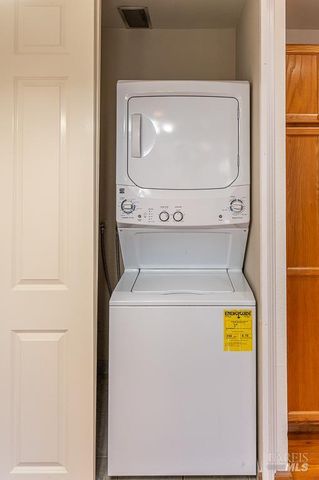 8383 Lasalle Ave, Cotati, CA 94931