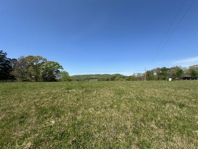 515 Jericho Rd, Quebeck, TN 38579