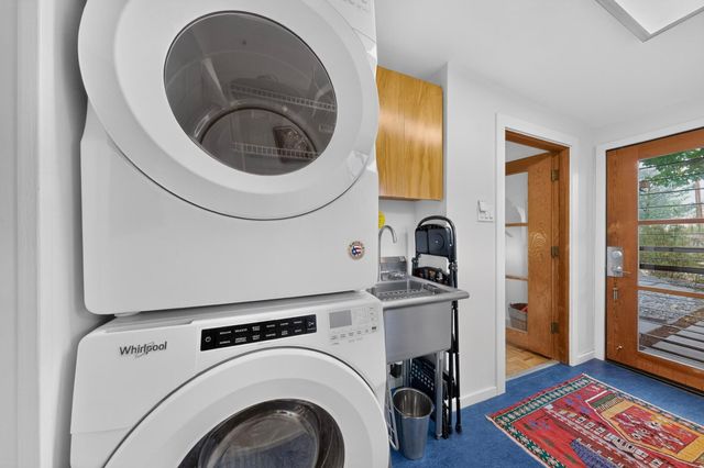 405 Amherst Drive NE, Albuquerque, NM 87106
