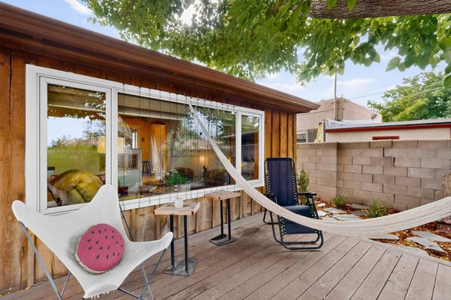 405 Amherst Drive NE, Albuquerque, NM 87106