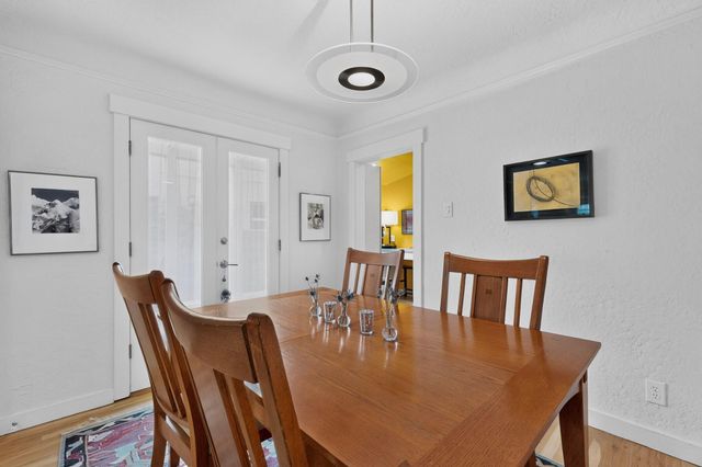 405 Amherst Drive NE, Albuquerque, NM 87106