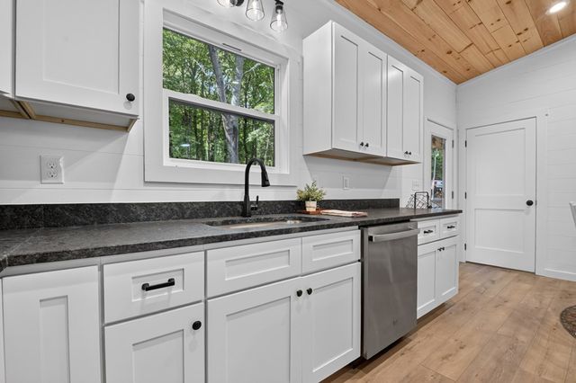 85 Duck Cove, Morganton, GA 30560