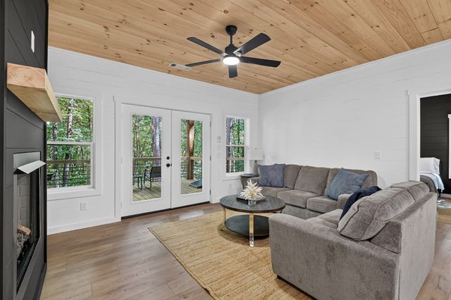 85 Duck Cove, Morganton, GA 30560