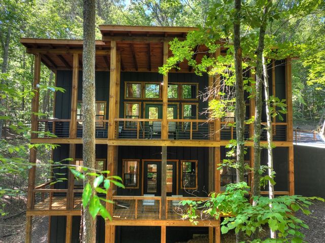 85 Duck Cove, Morganton, GA 30560