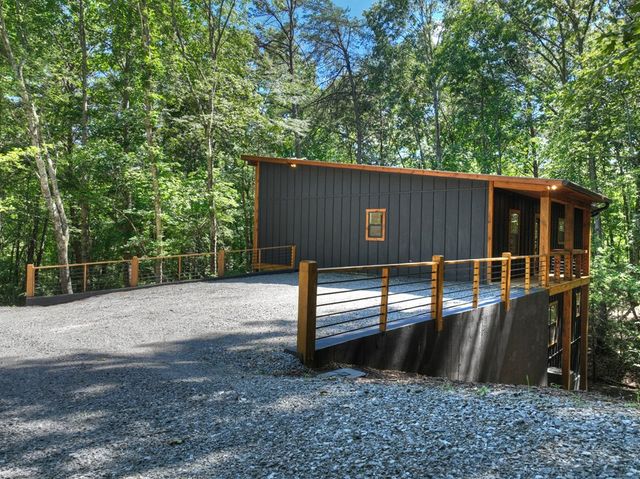 85 Duck Cove, Morganton, GA 30560
