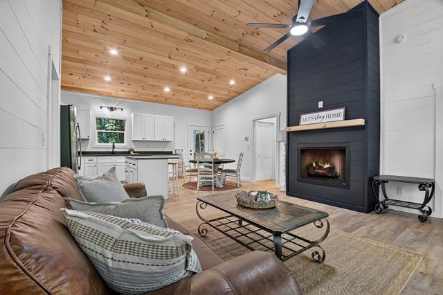 85 Duck Cove, Morganton, GA 30560