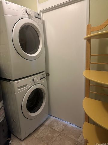 1030 Aoloa Place 211B, Kailua, HI 96734