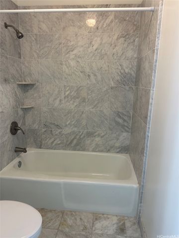 1030 Aoloa Place 211B, Kailua, HI 96734