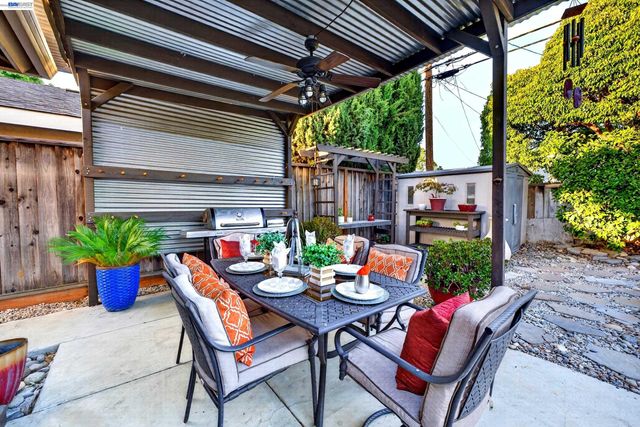 5684 Calpine Dr, San Jose, CA 95123