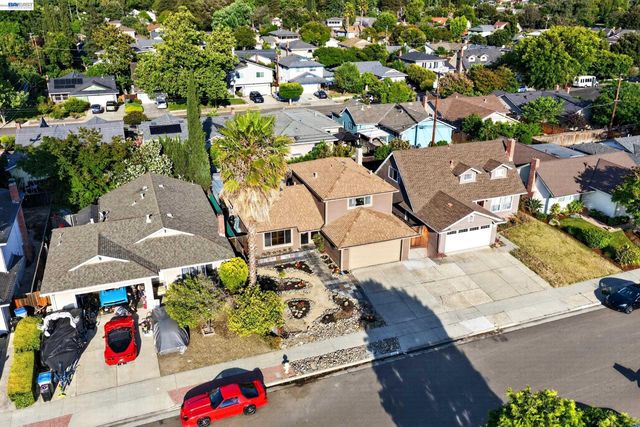 5684 Calpine Dr, San Jose, CA 95123