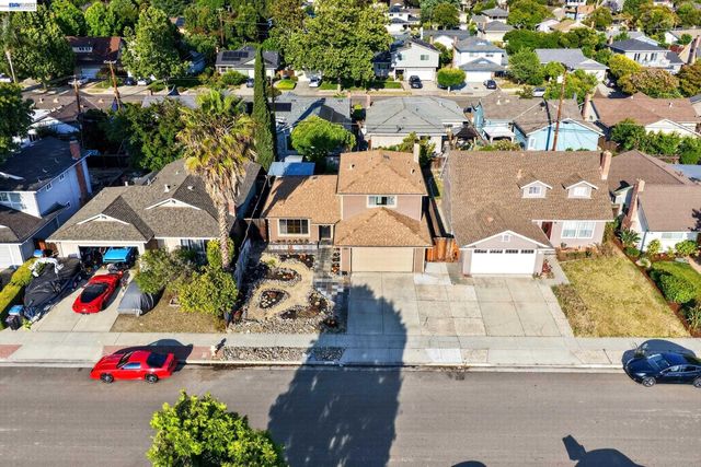 5684 Calpine Dr, San Jose, CA 95123