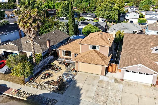 5684 Calpine Dr, San Jose, CA 95123