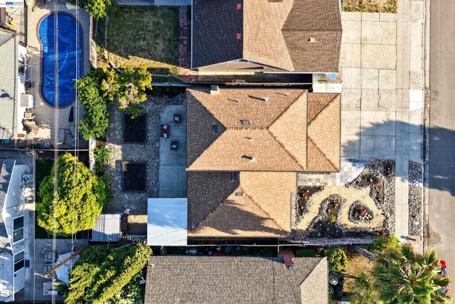5684 Calpine Dr, San Jose, CA 95123