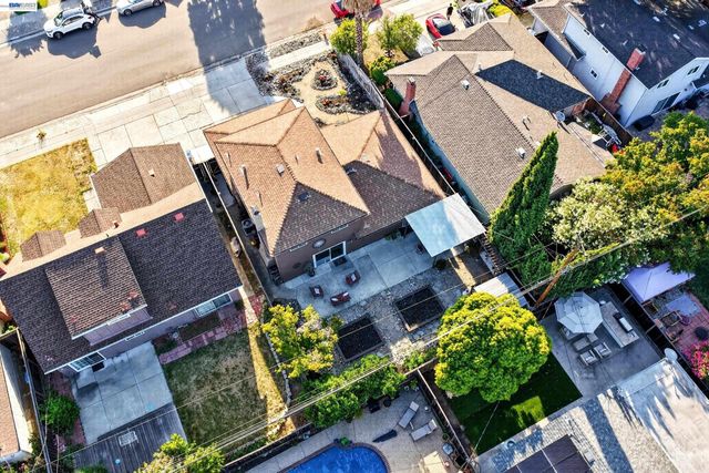 5684 Calpine Dr, San Jose, CA 95123