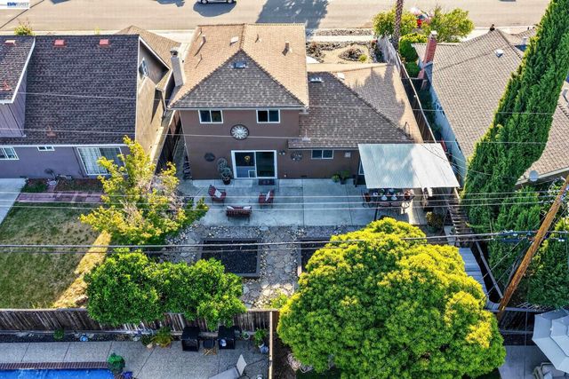 5684 Calpine Dr, San Jose, CA 95123