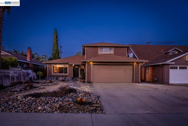 5684 Calpine Dr, San Jose, CA 95123