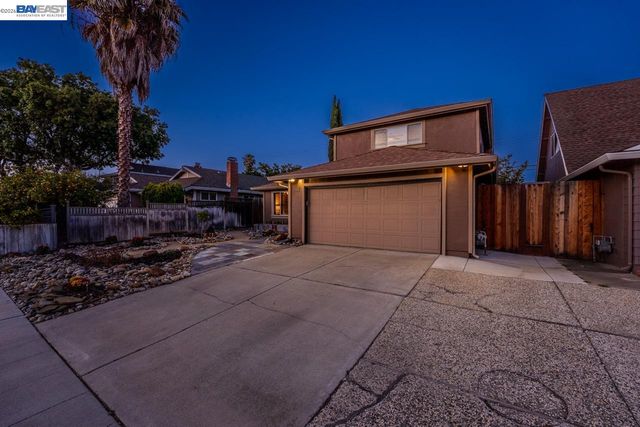 5684 Calpine Dr, San Jose, CA 95123