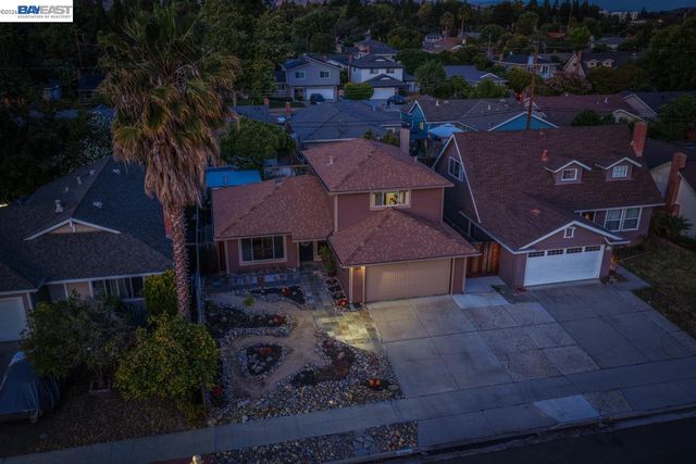 5684 Calpine Dr, San Jose, CA 95123