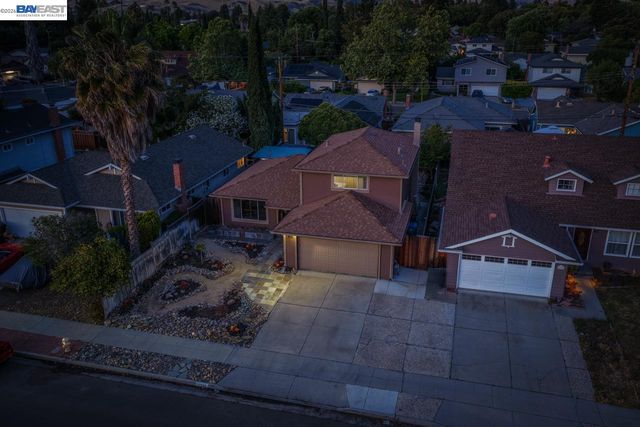 5684 Calpine Dr, San Jose, CA 95123