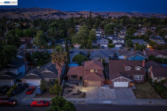 5684 Calpine Dr, San Jose, CA 95123