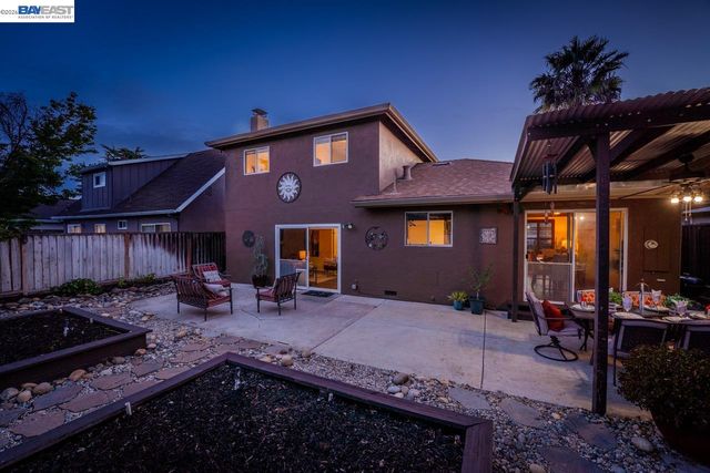 5684 Calpine Dr, San Jose, CA 95123