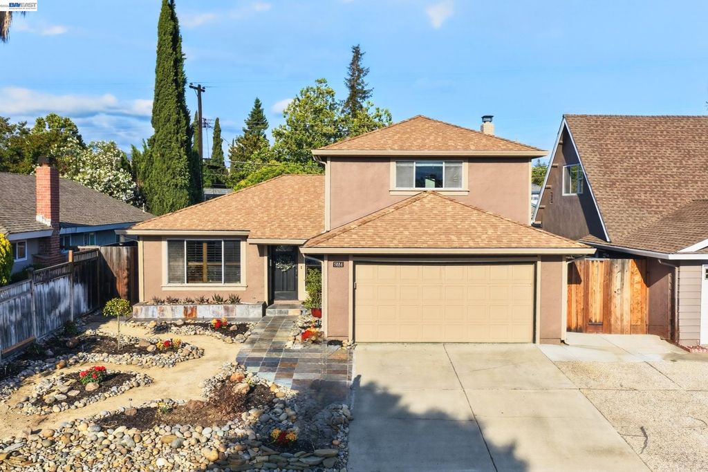 5684 Calpine Dr, San Jose, CA 95123