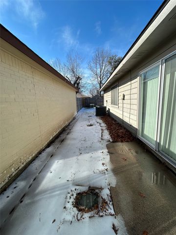 6709 Silver Sage Drive, Fort Worth, TX 76137