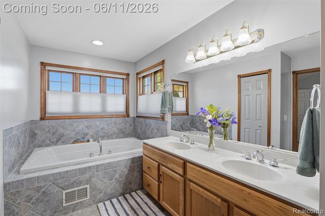 3789 Beckley Drive, Howell, MI 48855