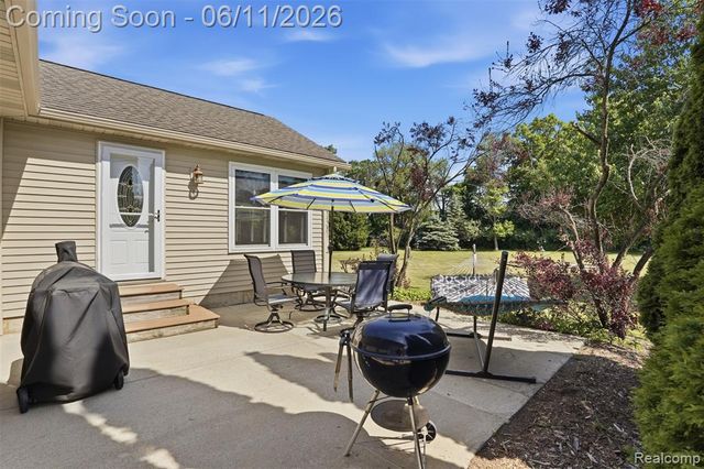 3789 Beckley Drive, Howell, MI 48855
