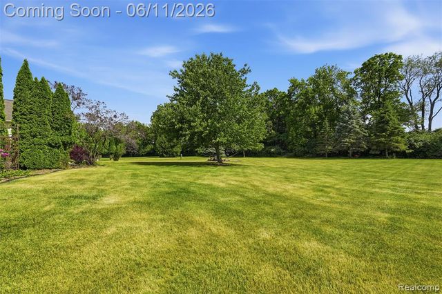 3789 Beckley Drive, Howell, MI 48855