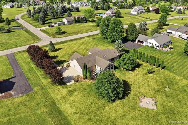 3789 Beckley Drive, Howell, MI 48855