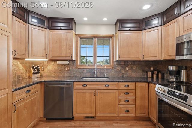 3789 Beckley Drive, Howell, MI 48855