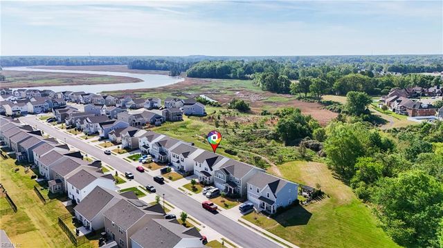 176 Norfleet LN, Suffolk, VA 23434