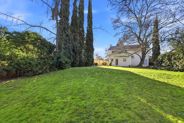 8045 Ericwood Ct, Citrus Heights, CA 95621