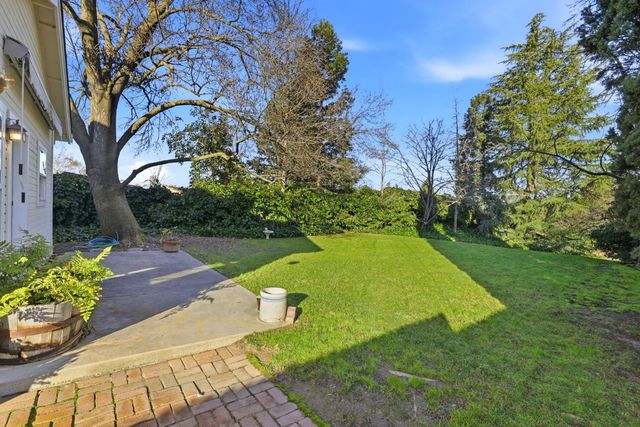 8045 Ericwood Ct, Citrus Heights, CA 95621