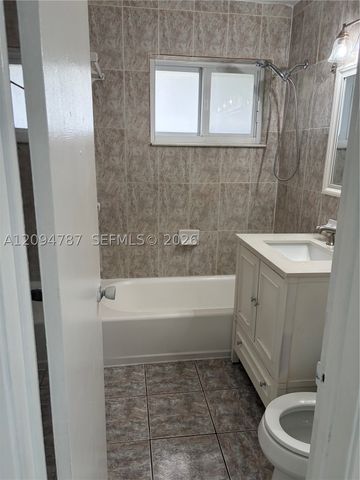 1172 NW 100th Ter 1172, Miami, FL 33150