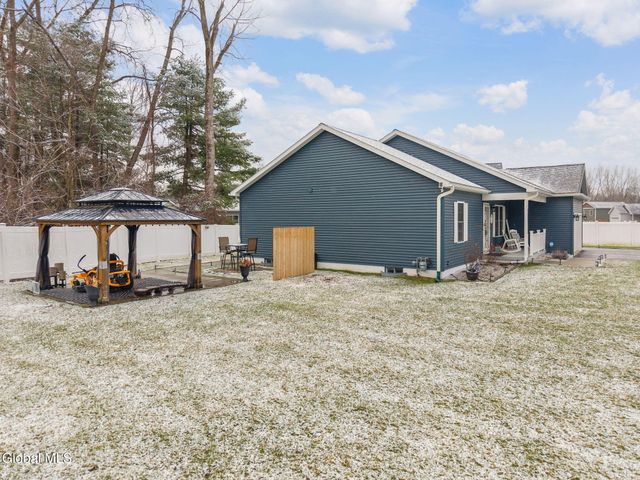 4 Luke Lane, Kingsbury, NY 12839