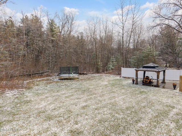 4 Luke Lane, Kingsbury, NY 12839