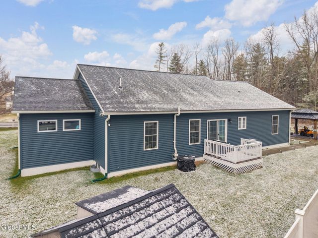 4 Luke Lane, Kingsbury, NY 12839