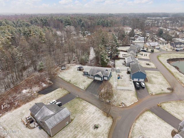 4 Luke Lane, Kingsbury, NY 12839