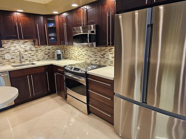 4100 Galt Ocean Drive 1111, Fort Lauderdale, FL 33308
