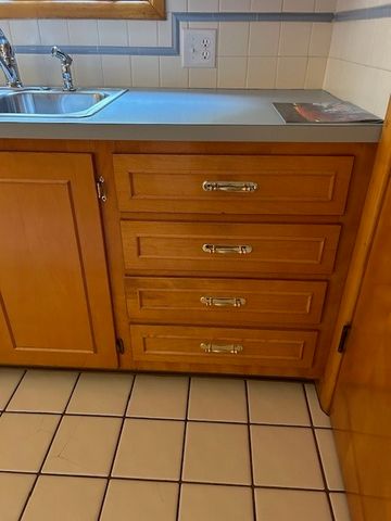 67 Ashwood Avenue, Warwick, RI 02886