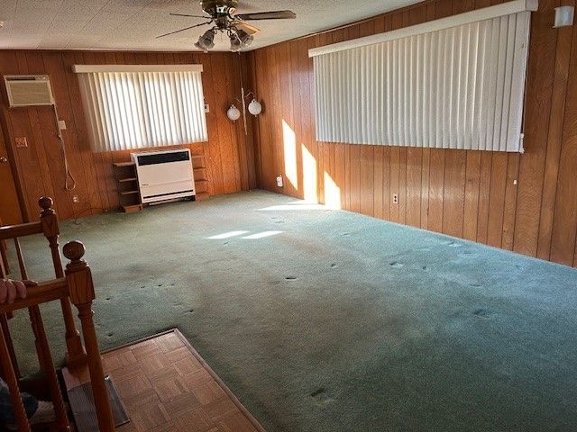 67 Ashwood Avenue, Warwick, RI 02886