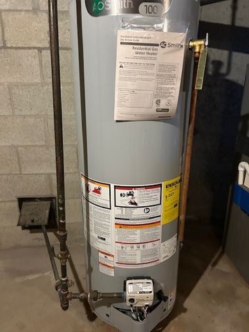 67 Ashwood Avenue, Warwick, RI 02886