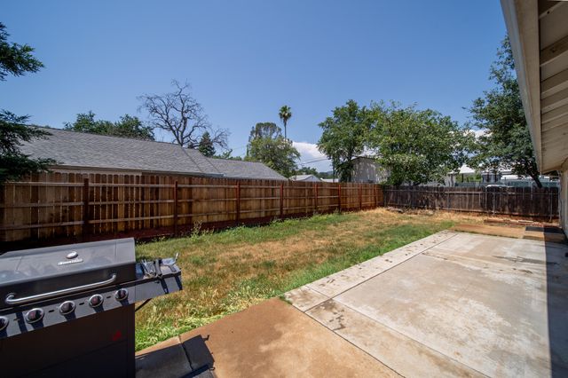 1706 Stanton Drive, Shasta Lake, CA 96019