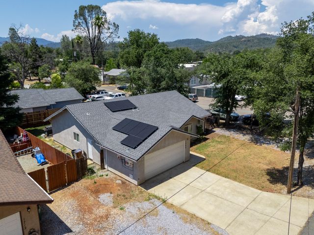 1706 Stanton Drive, Shasta Lake, CA 96019